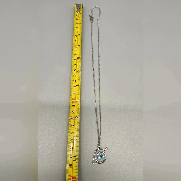 #371 Hidden Leaf Necklace silver tone - Picture 4 of 4